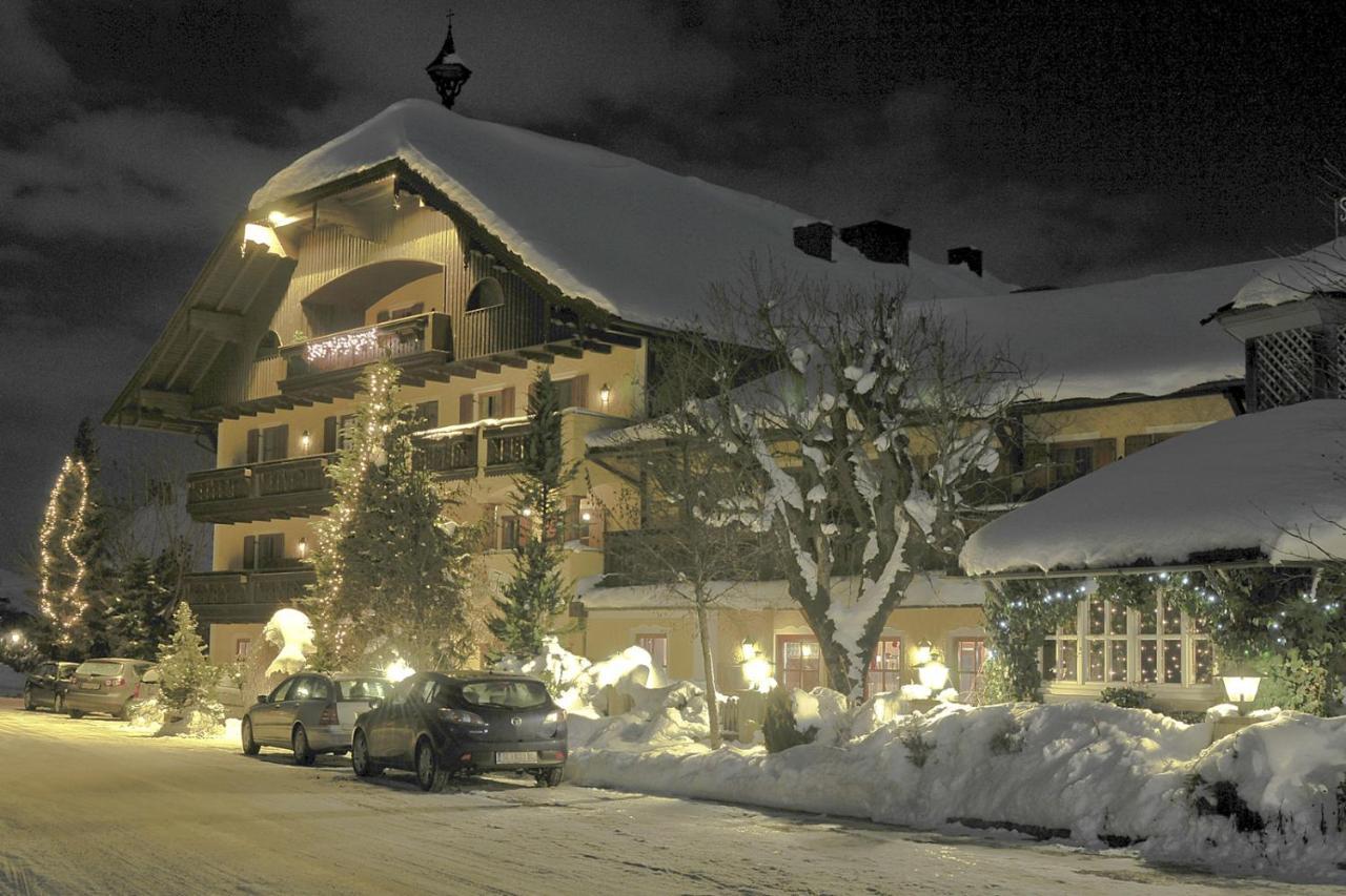 Landhotel Gschirnwirt ออยเกนดอร์ฟ ภายนอก รูปภาพ
